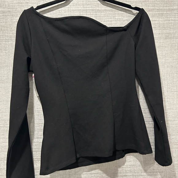 Marcella - Black Off-Shoulder Blouse - Picture 2 of 3